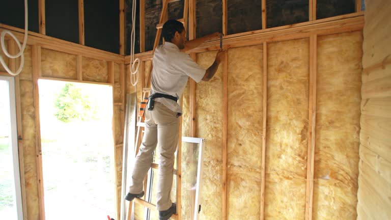 Types of Insulation We Offer in Eagle Point, OR